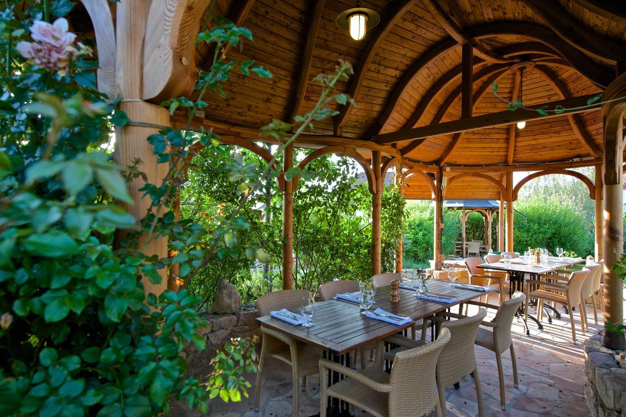 Babiccina Zahrada Penzion & Restaurant Prŭhonice Exteriör bild